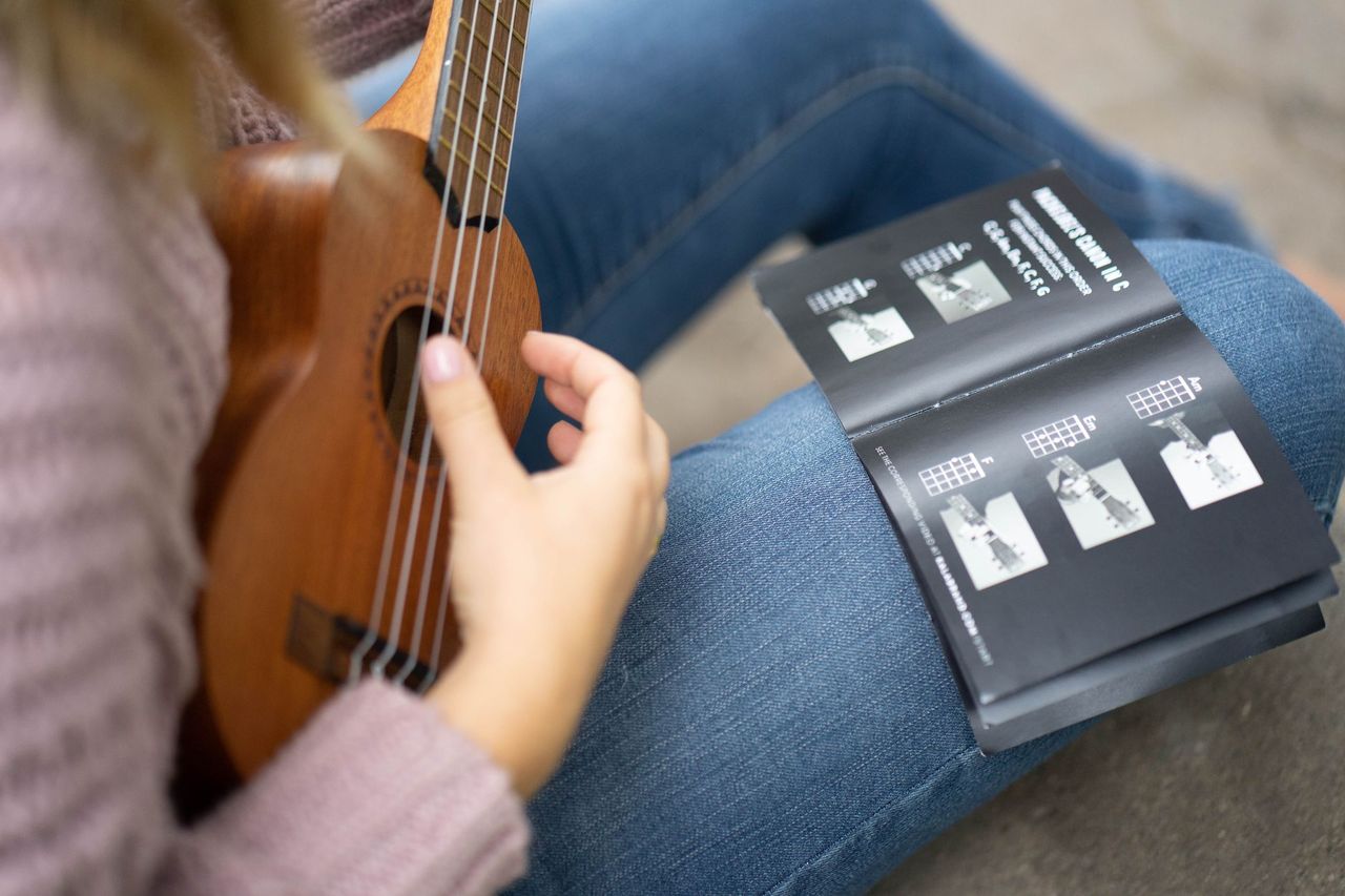 Kala Learn To Play Ukulele Starter Kit